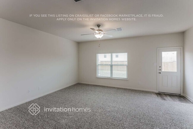 Building Photo - 3023 Chico Dr