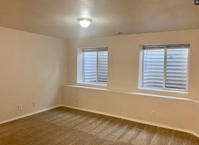 Building Photo - 3696 W Manning Loop