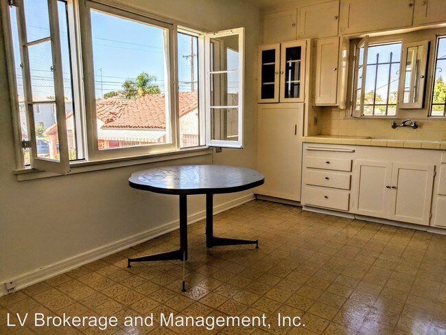 Building Photo - 2 br, 1 bath House - 3420 Orange Ave.