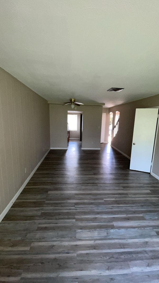 Building Photo - Palm West Condo - Wood