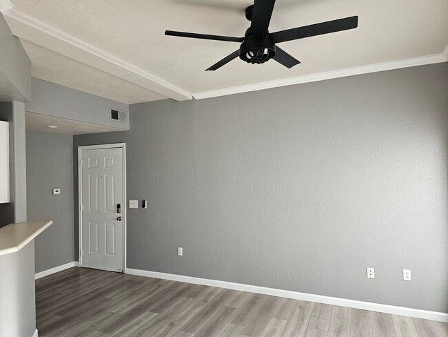 Building Photo - 3236 E Chandler Blvd