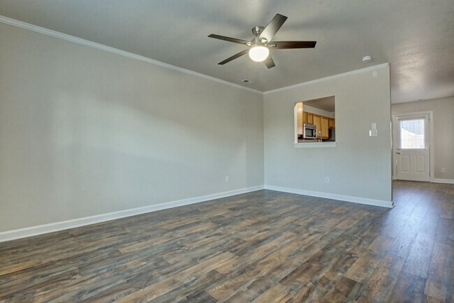 Building Photo - 202 Bridgewood Dr