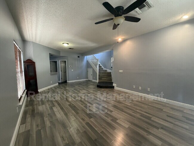 Foto del edificio - 772 Olympic Cir