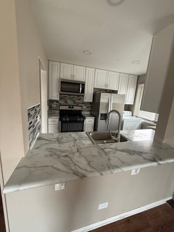 Building Photo - 29W535 Winchester Cir S