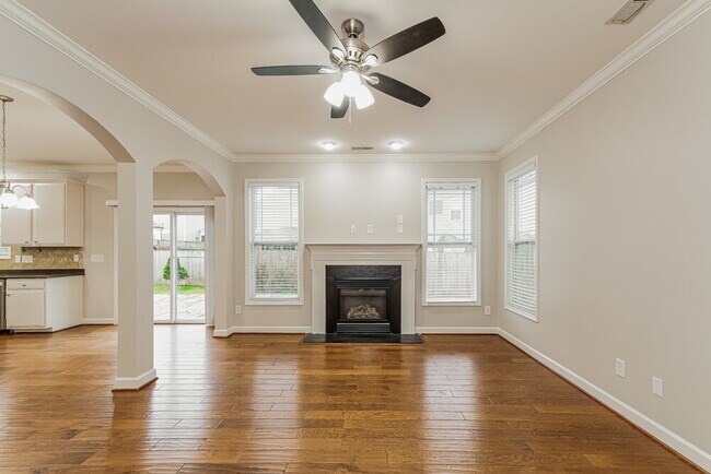 Building Photo - 526 Dawley Dr