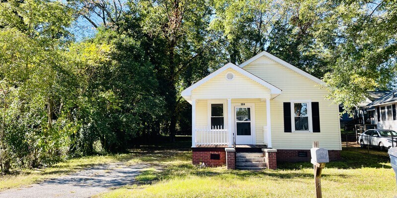 Primary Photo - 504 Caughlin Avenue