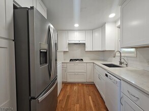 Building Photo - 95 Cannonball Rd