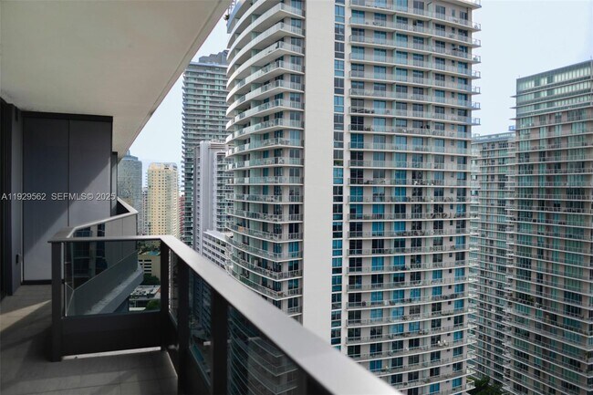 Foto del edificio - 1000 Brickell Plaza