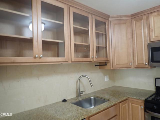 Building Photo - 5085 Rhoads Ave