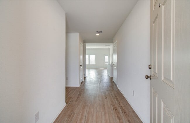 Building Photo - 4226 Iris Jade Dr