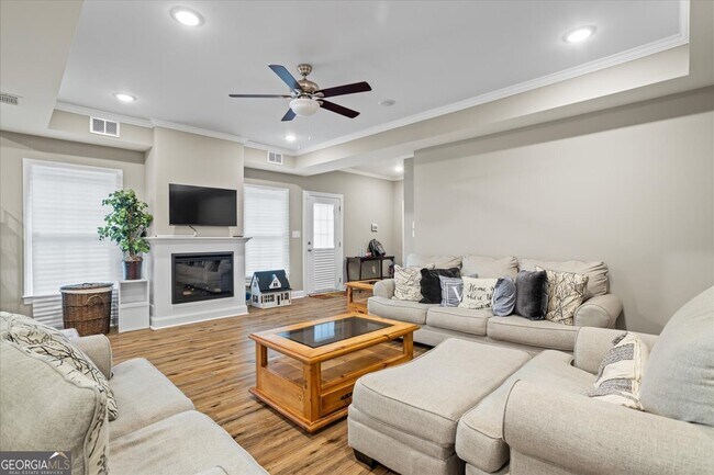 Foto del edificio - 212 Huntington Shoals Dr