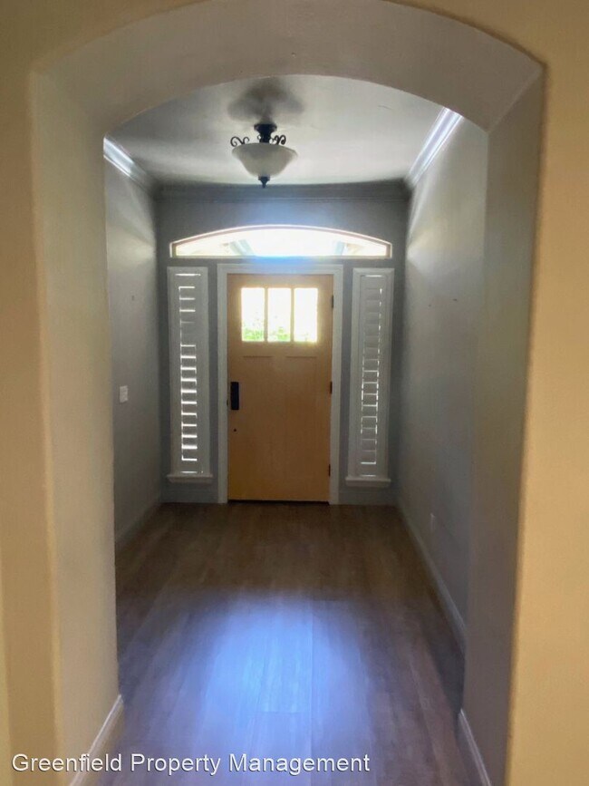 Foto del edificio - 3 br, 2 bath House - 1269 Lakeshore Dr.