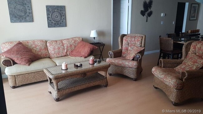 Photo - 3901 S Ocean Dr Apartment
