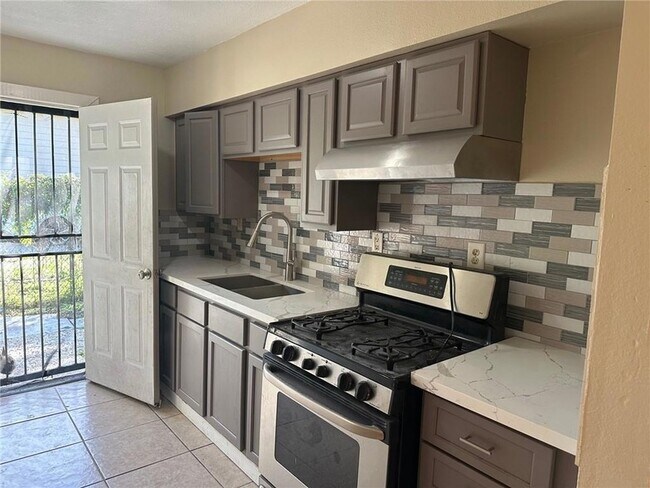 Foto del edificio - 3620 Hollygrove St