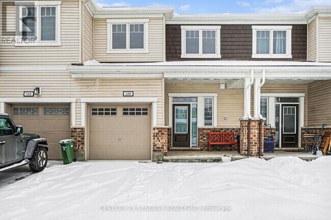 Building Photo - 520 Flagstaff Dr