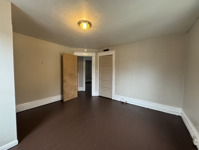 Foto del edificio - 557 Clark St