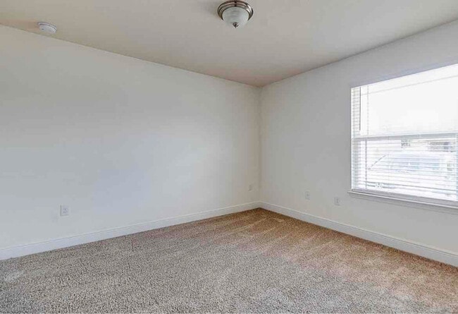 Building Photo - 5069 Carmell Ridge Cir