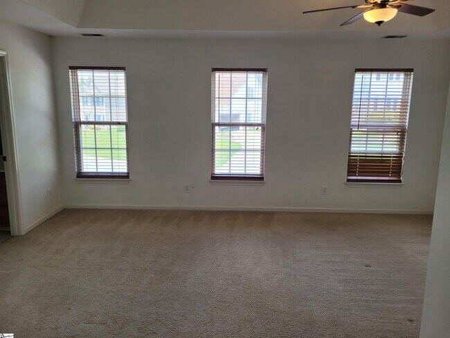 Foto del edificio - 211 Laurel Meadows Pkwy