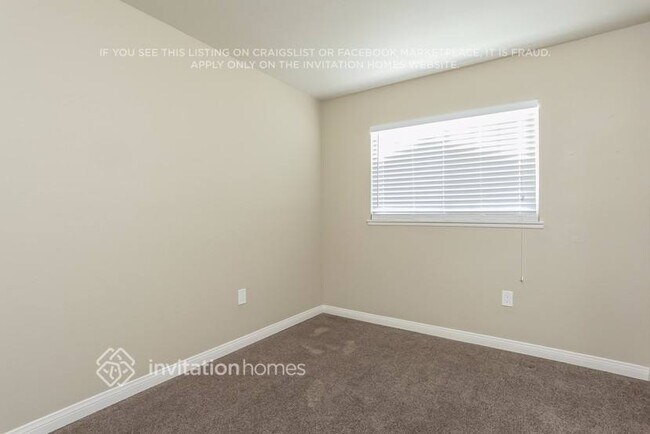 Foto del edificio - 11642 Queensborough St