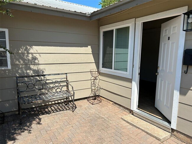 Foto del edificio - 2018 Gathright Cove