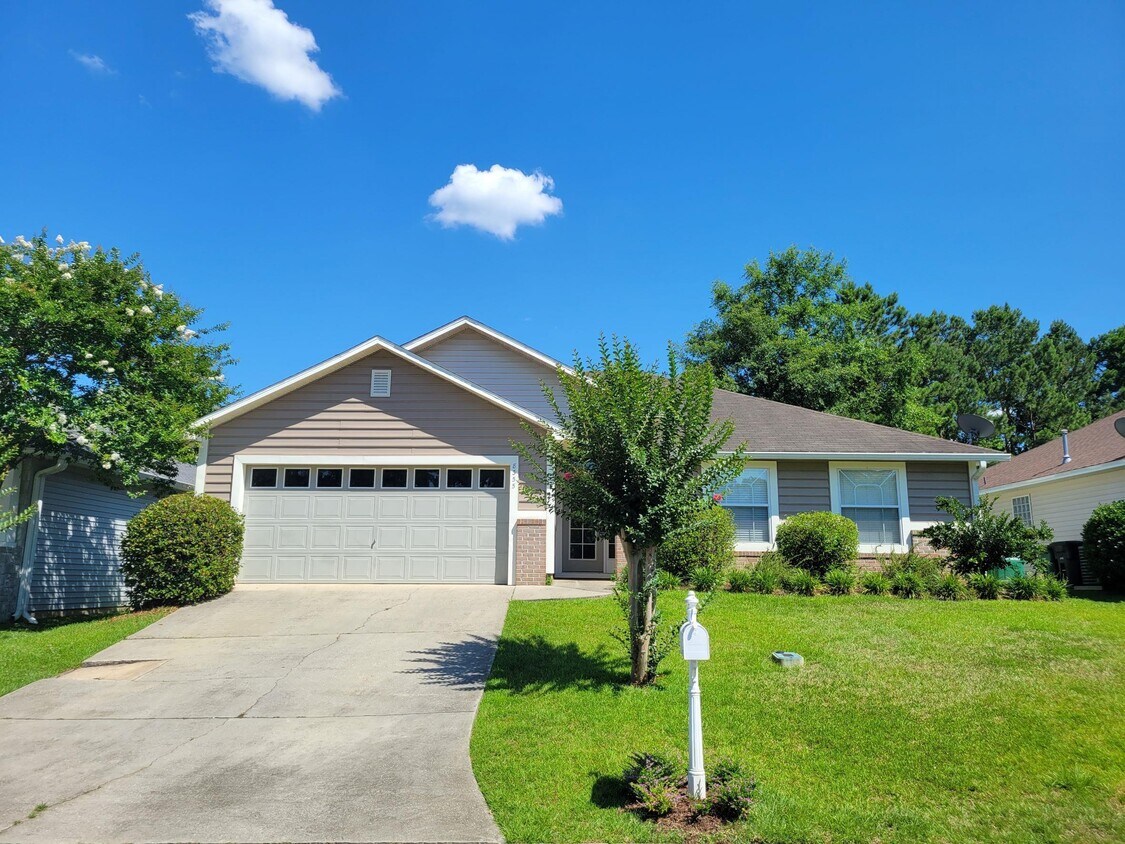 8355 Hinsdale Way, Tallahassee, FL 32312 House Rental in Tallahassee