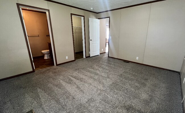 Foto del edificio - 49515 Au Lac Dr E