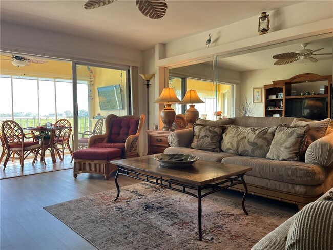 Building Photo - 1323 Perico Point Cir