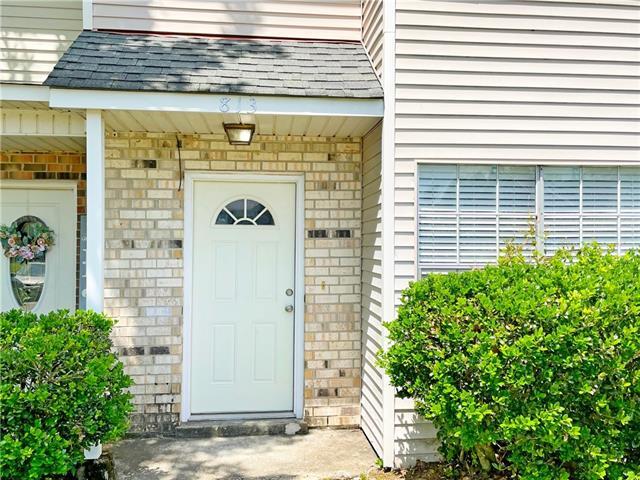 Building Photo - 813 Asheville Dr