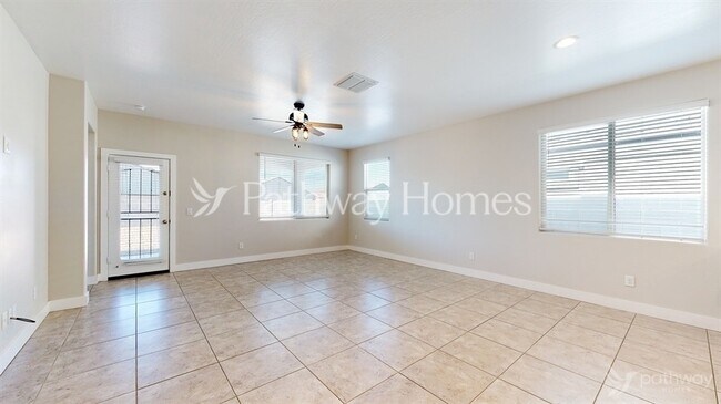 Building Photo - 30995 W Whitton Ave