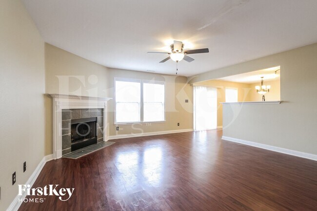 Foto del edificio - 1441 Dowell St