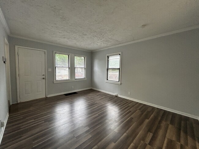 Foto del edificio - 7122 Indiana Ave