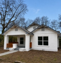 Building Photo - 520 Nelson St
