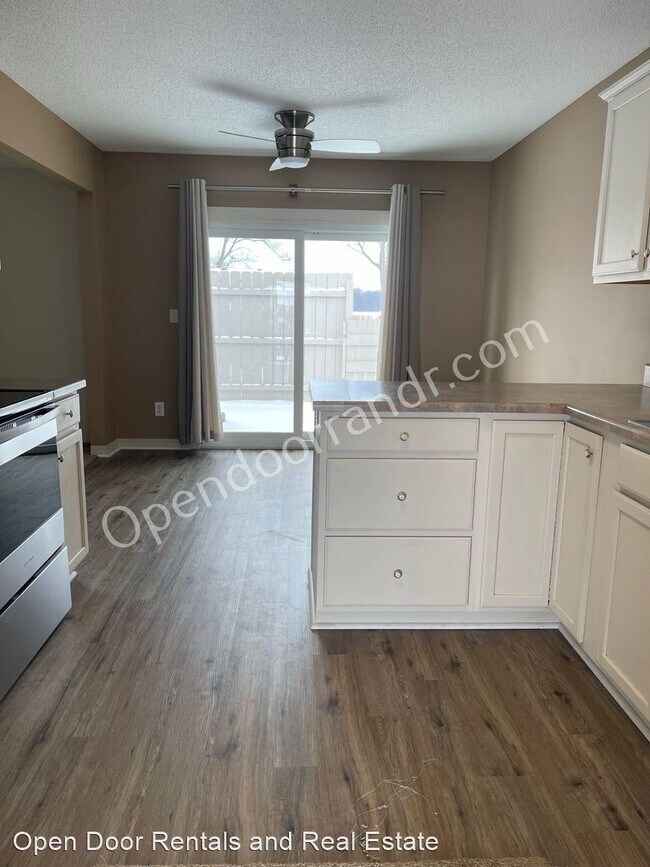 Foto del edificio - 3 br, 2 bath House - 2119 Lorraine Drive