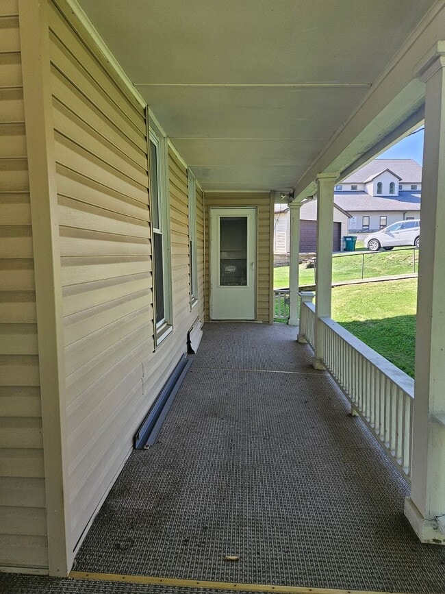 Building Photo - 4 Bedroom Home in Warriors Mark