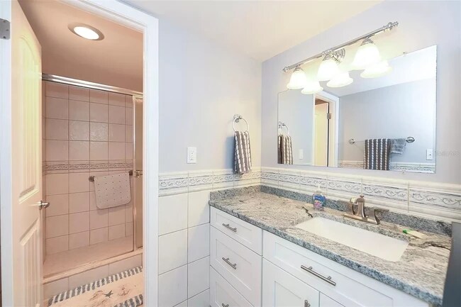 Primary Bath - 4410 Exeter Dr