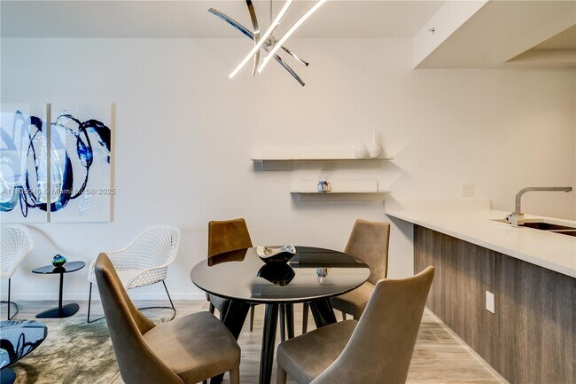 Foto del edificio - 801 S Miami Ave