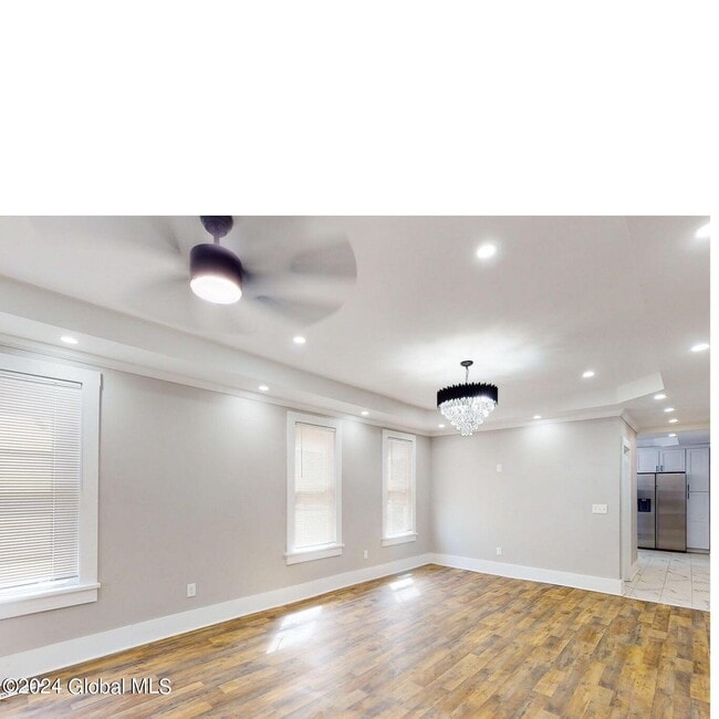 Building Photo - 24 Academy St