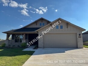 Building Photo - 490 Elena Dr