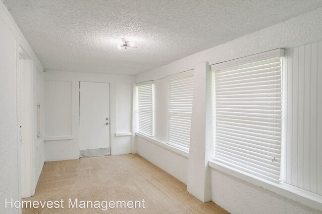 Foto del edificio - 2 br, 1 bath House - 3320 Oak Place