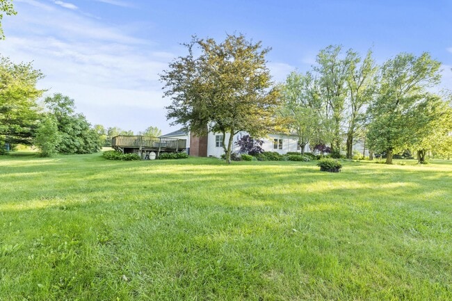 Building Photo - 7711 Hayden Run Rd