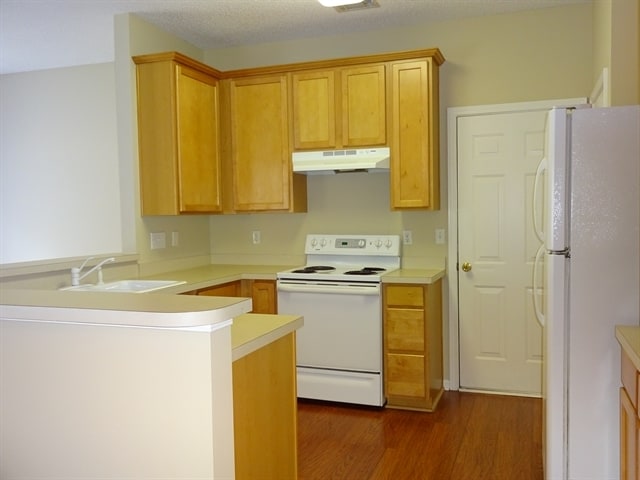 Building Photo - 412 Grafton Ct