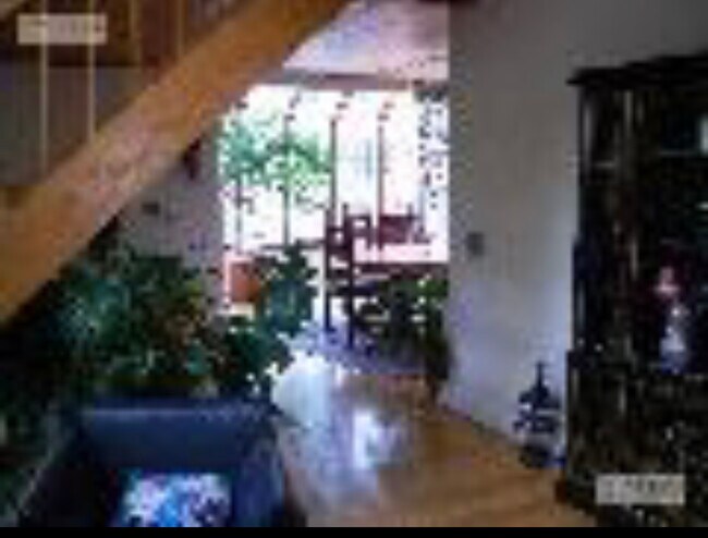 Foto del edificio - 54 Gardner St