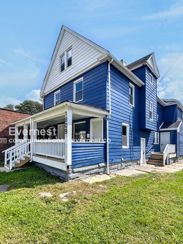 1809 Denison Ave Cleveland, OH 44109 – photo 1