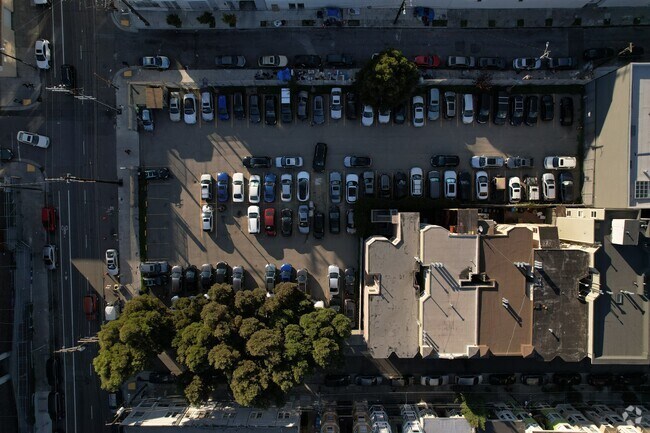 La construcción de noviembre de 2021 - 344 14th St
