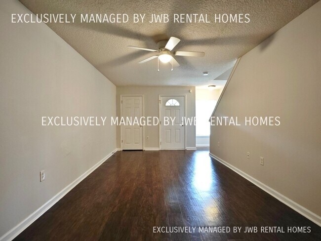 Foto del edificio - 8432 McGirts Village Ln