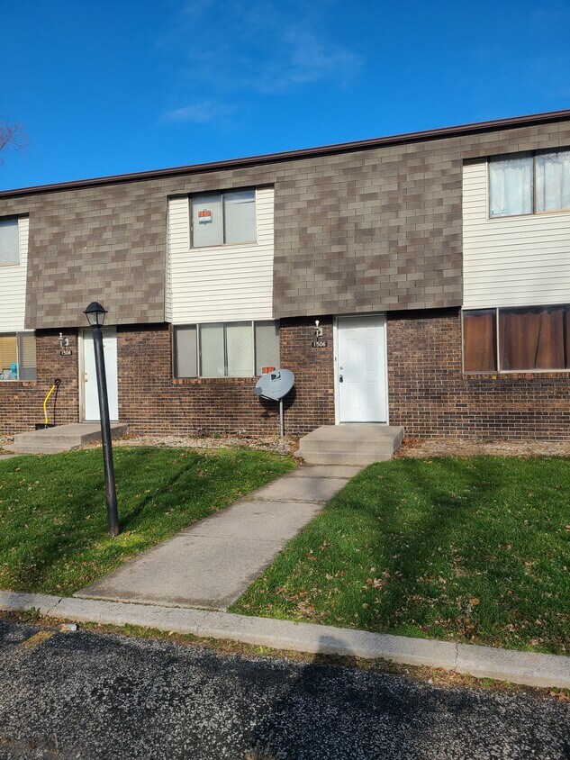 Primary Photo - 1506 W Morgan Ave