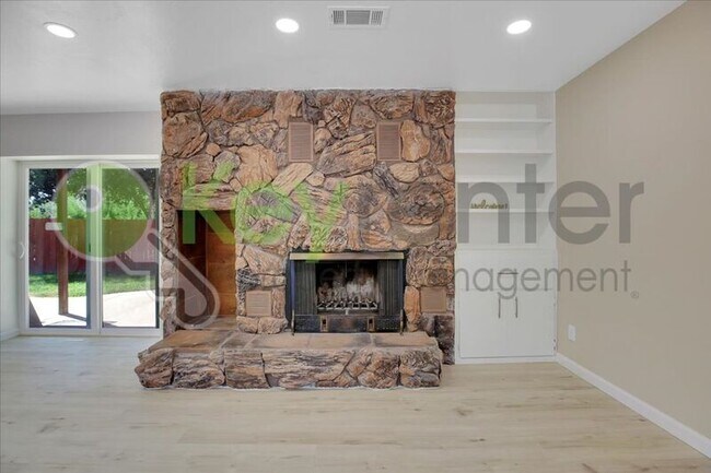 Building Photo - 3538 Bodega Ct