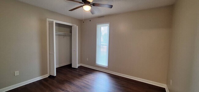Foto del edificio - Newly Renovated 3 bedroom 2 bath home - Op...