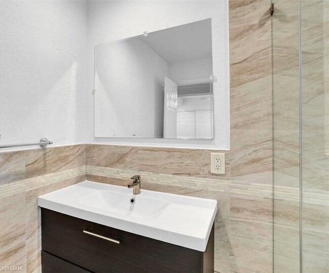 Building Photo - 3 br, 2 bath House - 1825 N 47th Avenue