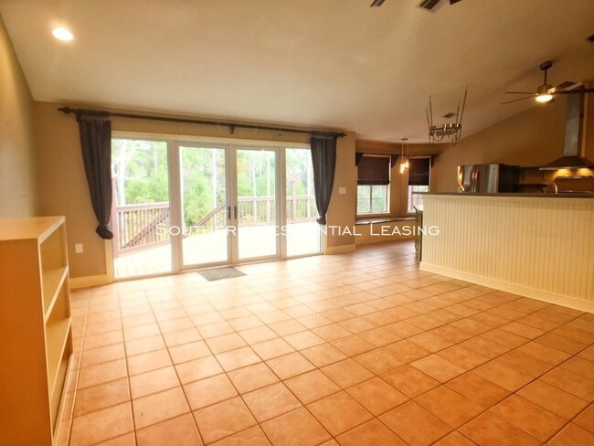 Foto del edificio - 5BD/3BA on  2 acres near Navy Federal